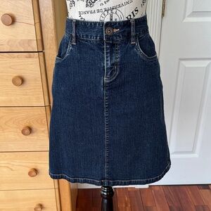 Bass Dark Blue A-Line Denim Skirt